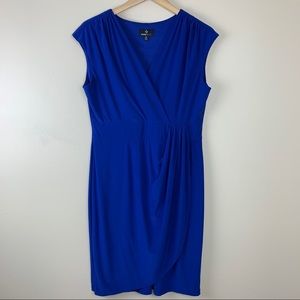 Ronni Nicole Blue Sleeveless V-neck Dress 12
